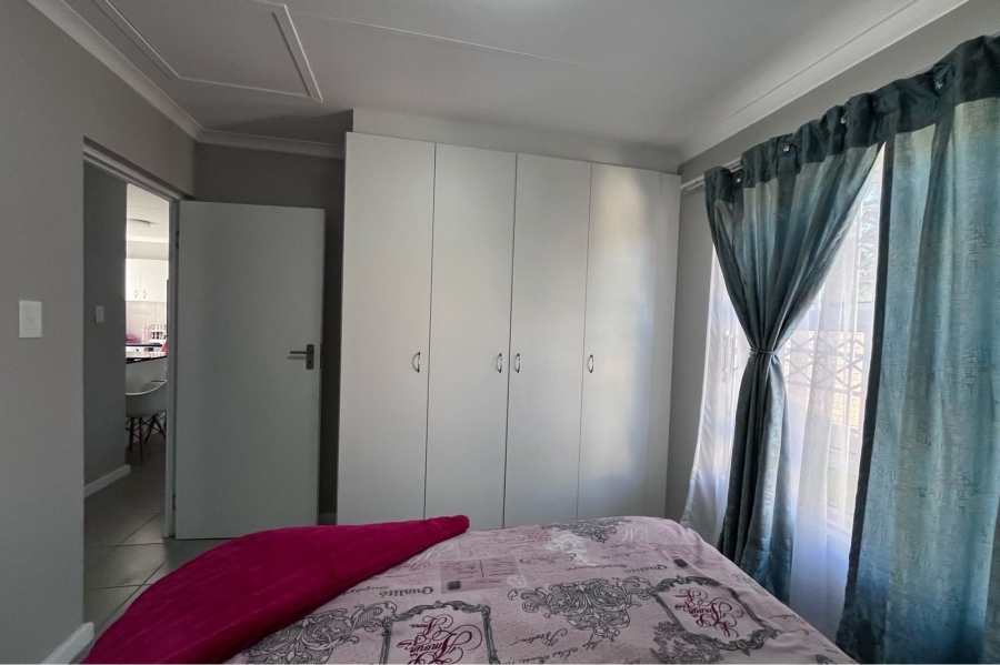 2 Bedroom Property for Sale in Fairview Eastern Cape